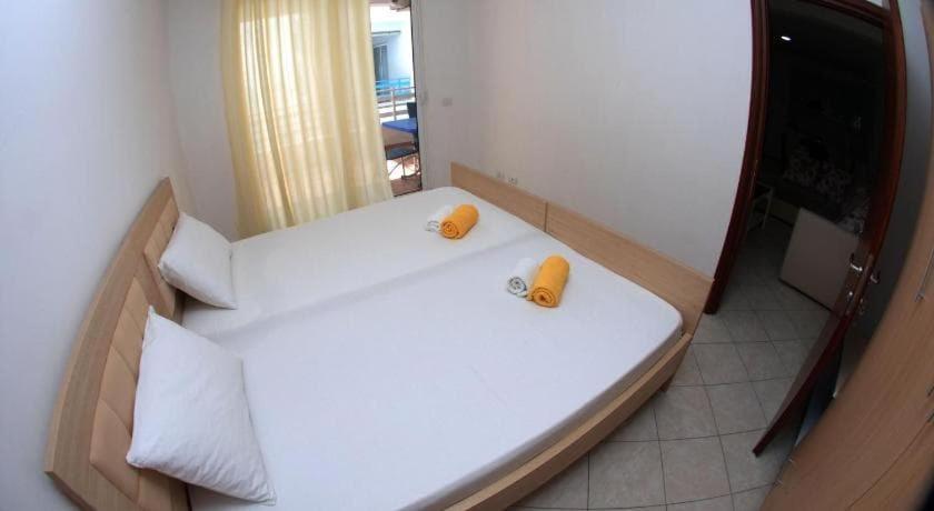 Sea View Apartments Saranda Dış mekan fotoğraf